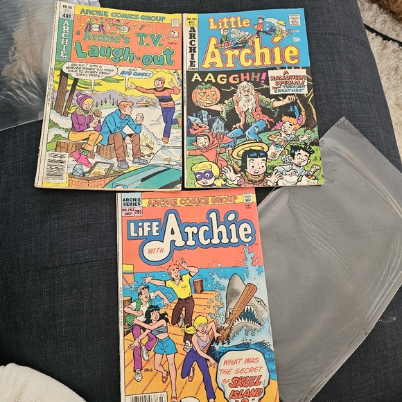 1970's - 1980's Archie Comics - Picture 1 of 2
